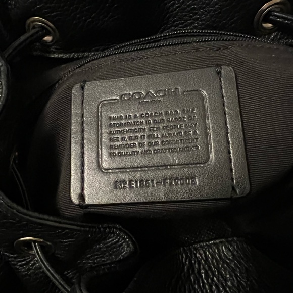 Coach pebbled leather bag - Picture 2 of 4